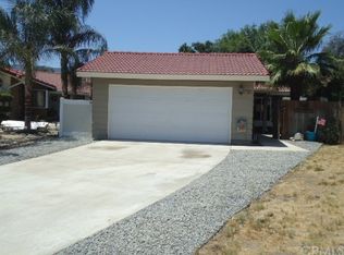 283 White Oak Rd, Lake Elsinore, CA 92530