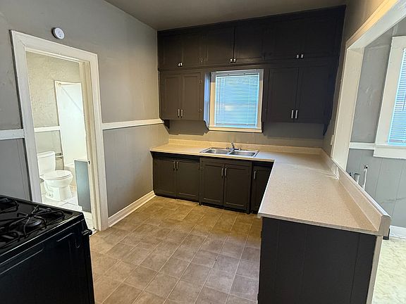 5th image of 3103 W Easton Pl