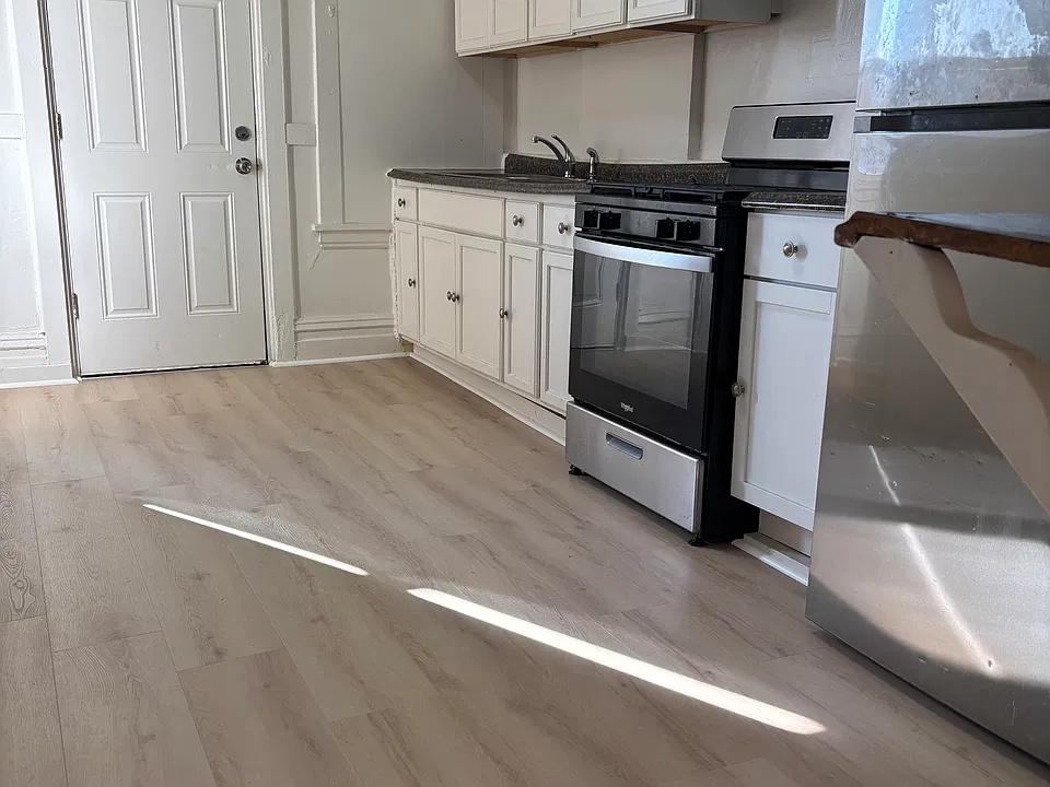 3054 Minnehaha Ave #2