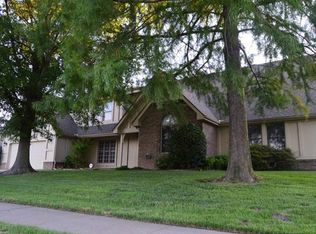 2901 Claremont Dr, Bartlesville, OK 74006