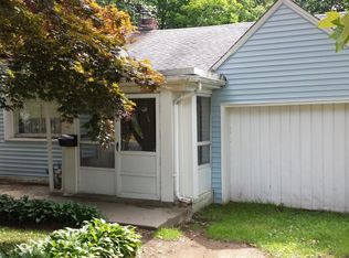 11 Walnut Ave, Red Bank, NJ 07701