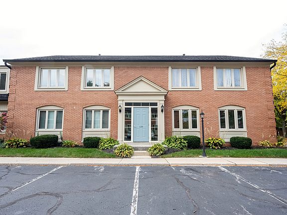 2nd image of 1135 Canterbury Ct #A