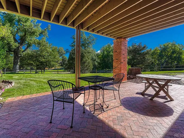 2523 W Houstoun Waring Cir — Photo 10