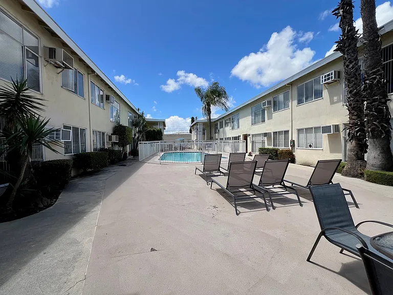 4475 Murietta Ave #18 — Photo 8