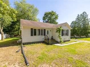 60 Stoughton Rd, East Windsor, CT 06088