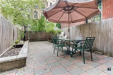 Rented by Triumph Property Group