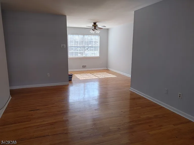800 Old Springfield Ave #19 — Photo 3