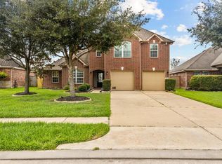 2819 Chinaberry Park Ln, League City, TX 77573