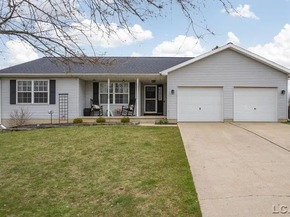 1400 Bramblewood Dr, Tecumseh, MI 49286