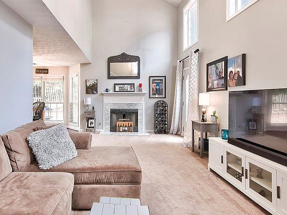 5th image of 500 Stanford Pl