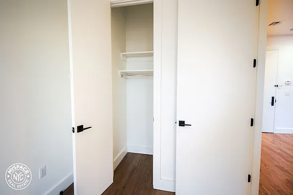 Rented by MySpaceNYC | media 58