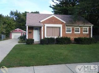 20452 Sumner, Redford, MI 48240
