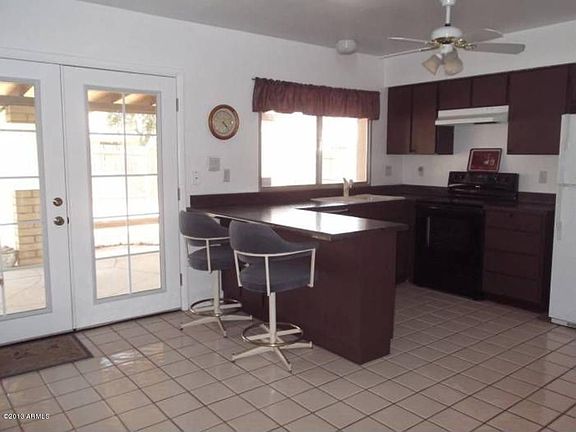 2nd image of 2508 E Larkspur Dr