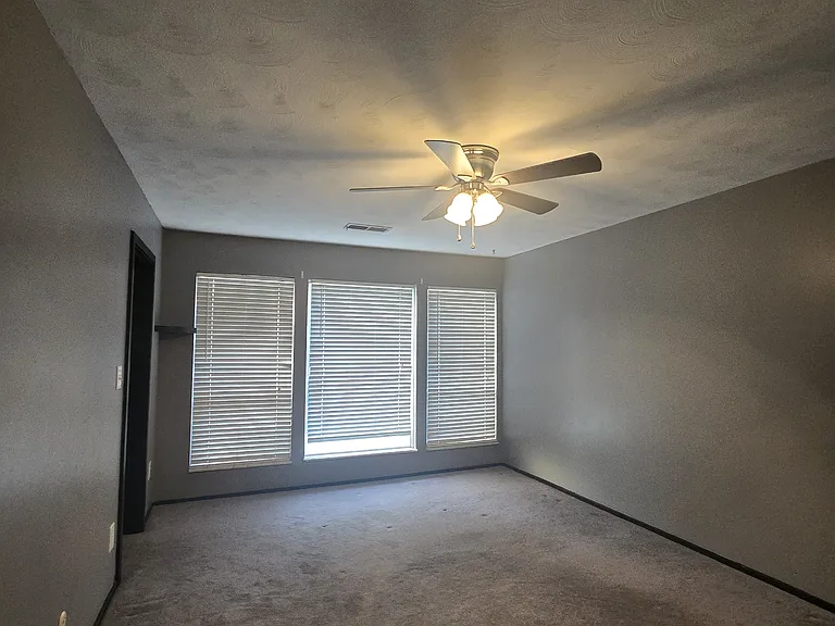 101 E Ticonderoga Dr #O — Photo 6