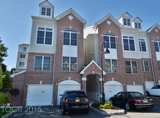 1 Nelke Ct #401, Hawthorne, NJ 07506