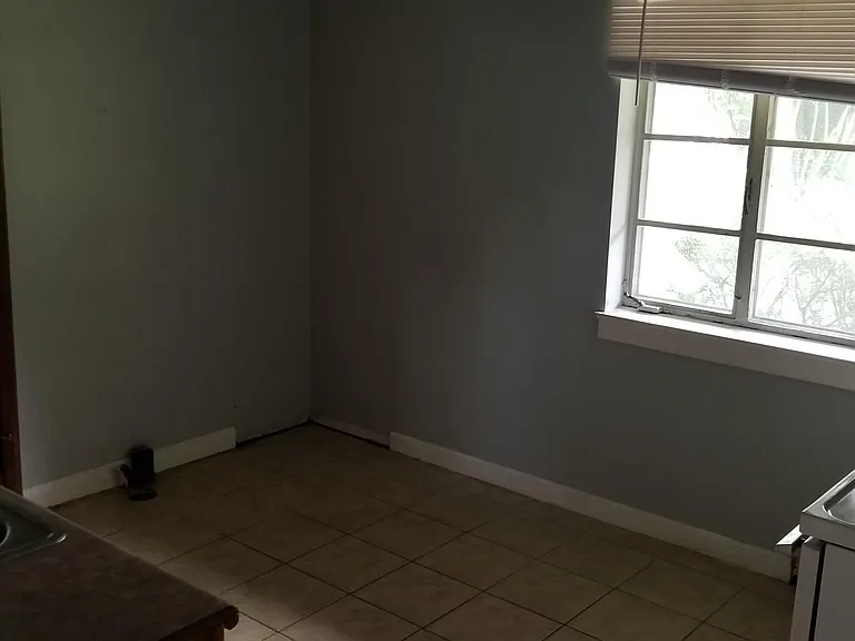 117 S Fouth St — Photo 2