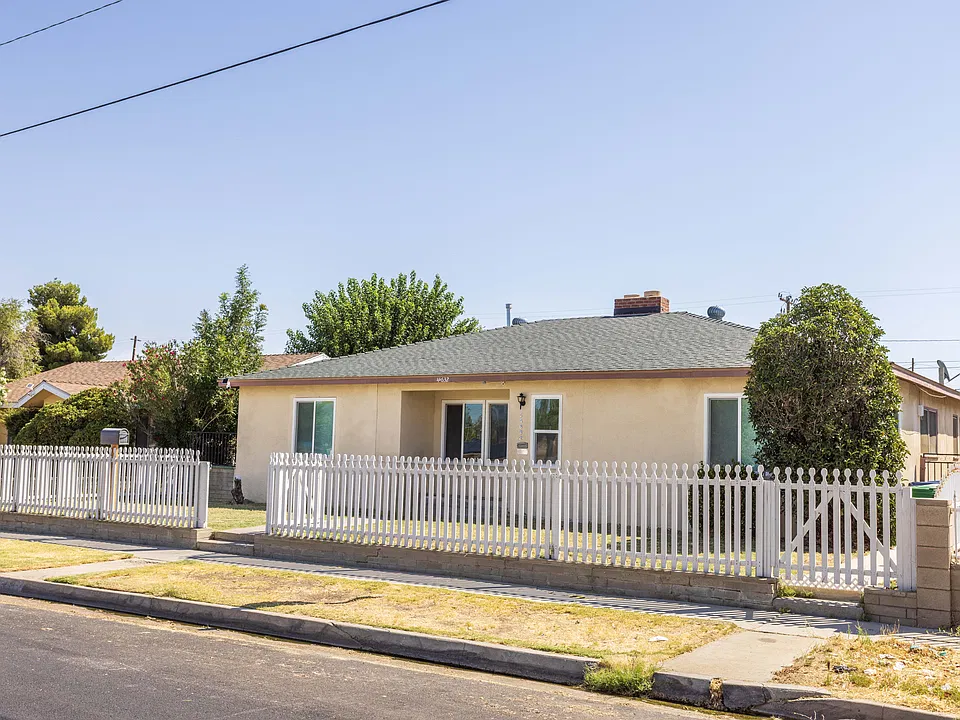 44632 Fern Ave