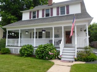 320 Emmons St SE, Caledonia, MI 49316