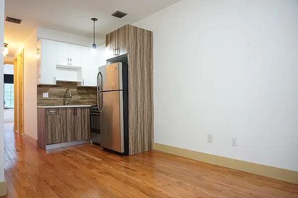 Rented by Rennit Inc. | media 2