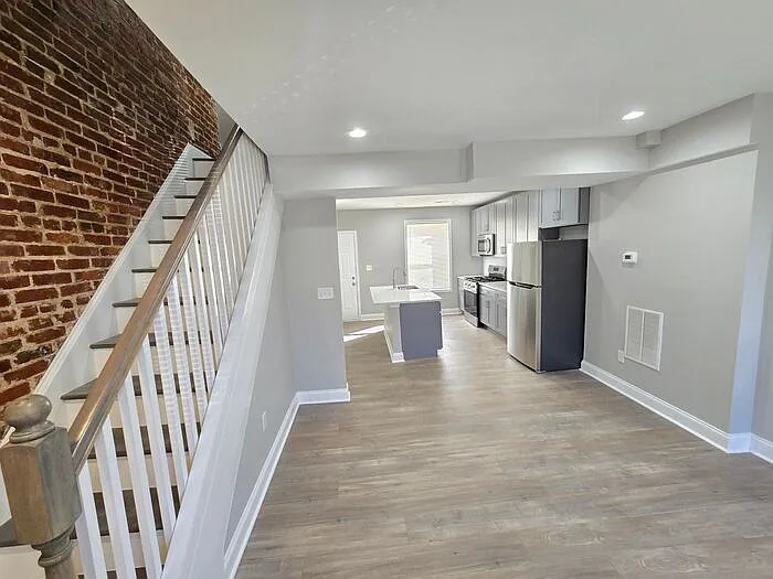 3169 Ravenwood Ave — Photo 12