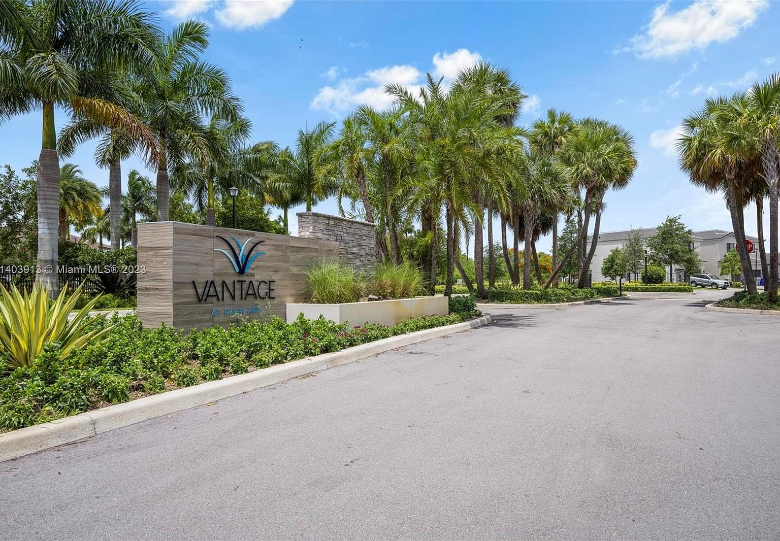 453 NW 36th Ave, Pompano Beach, FL 33069 Zillow
