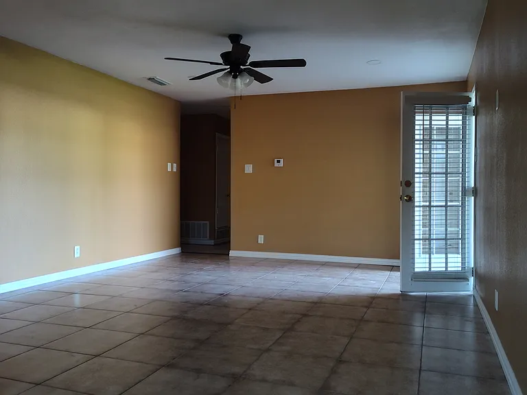 1718 N Santa Clara Ct — Photo 37