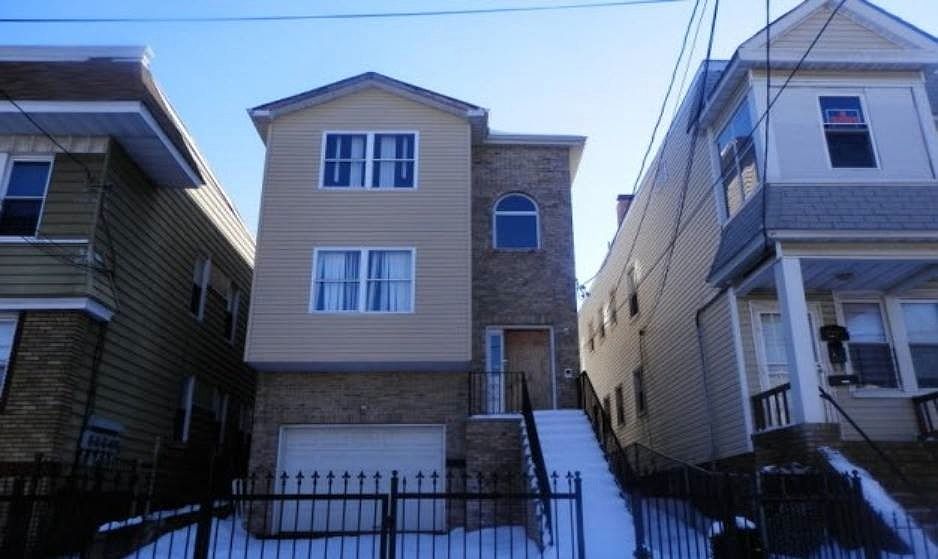 1st image of 750 S 20th St #2