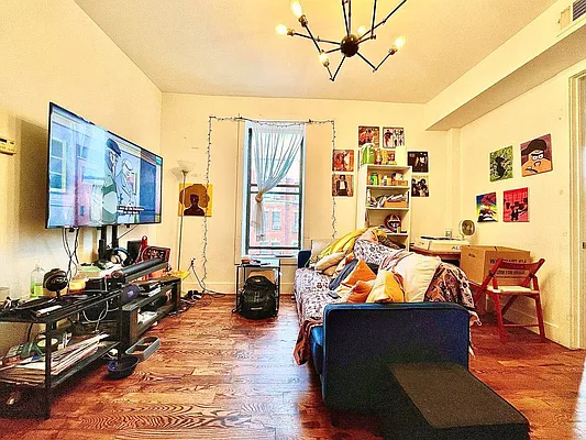 Rented by Doorway NYC, LLC | media 12