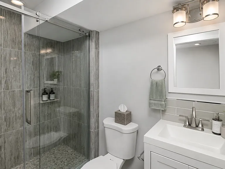 1302 N Marshall St #2 — Photo 41
