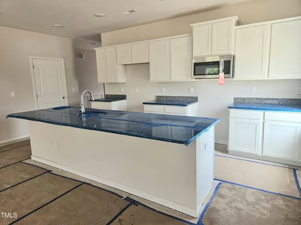 21 Mildred Pl, Broadway, NC 27505