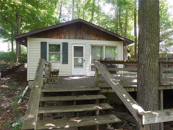 3rd image of 7969 E Oak Dr