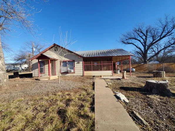 631 Millard St, Mason, TX 76856
