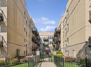 4014 N Albany Ave APT 3A, Chicago, IL 60618