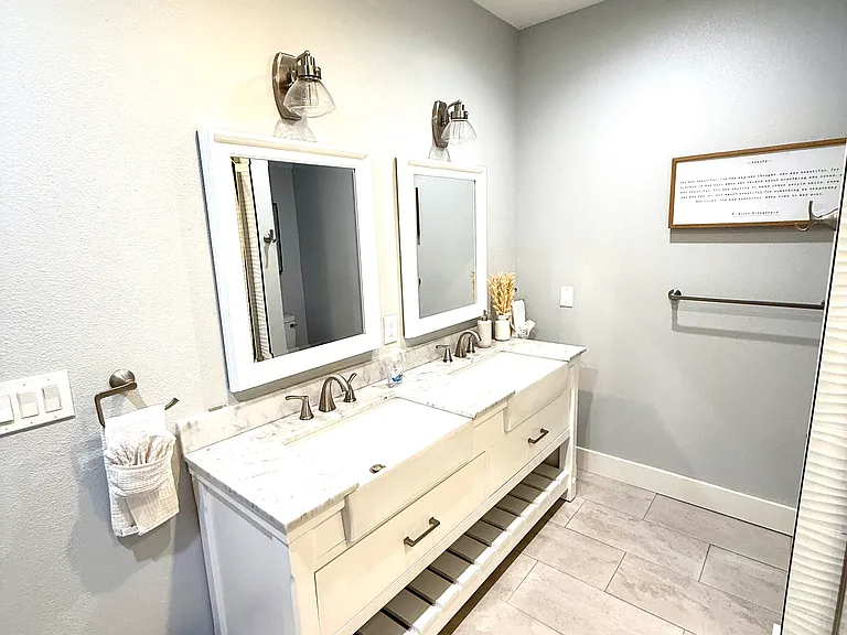 3980 Linne Rd #B — Photo 6
