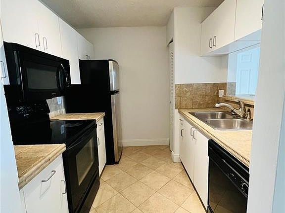 3rd image of 1743 Village Blvd #322