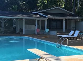 33 Canterbury Rd, Charlottesville, VA 22903