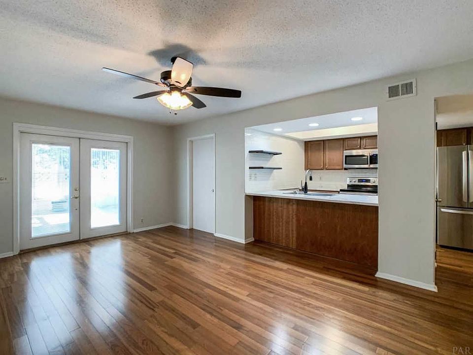 1st image of 6409 Tippin Ave