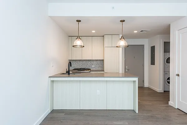 Rented by Nooklyn NYC LLC | media 20
