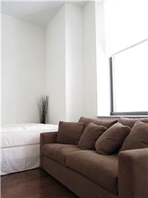 Rented by Sumitomo Real Estate Sales | media 24