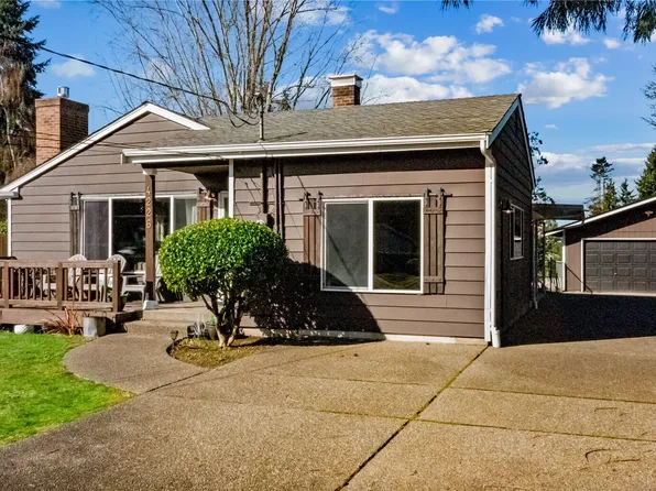 4226 Sunset Drive W, University Place, WA 98466