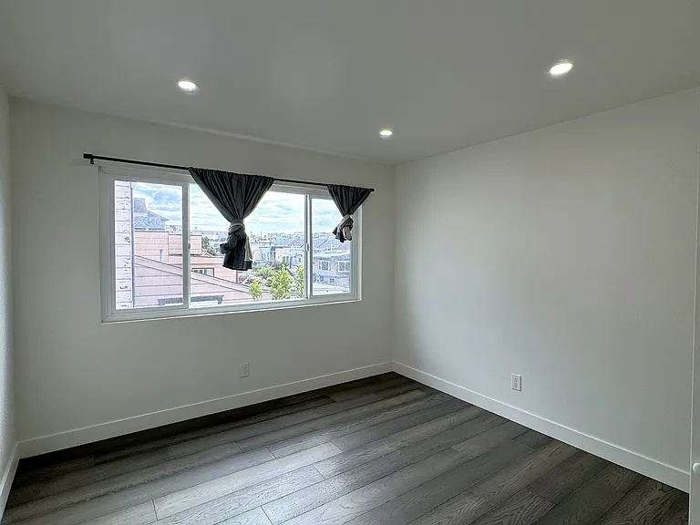 105 Sickles Ave #4 — Photo 15