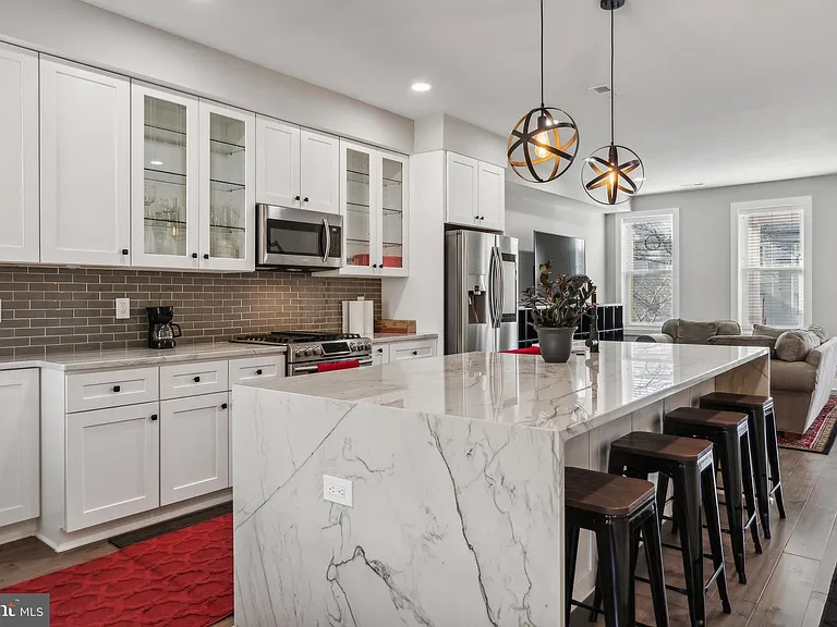 805 Jefferson St NW — Photo 5