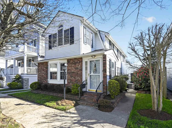 15 N Douglas Ave, Margate, NJ 08402