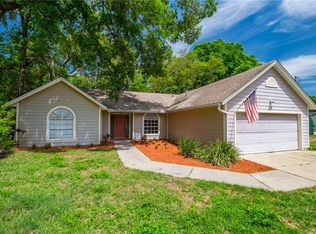 370 Cobble Ct, Mount Dora, FL 32757