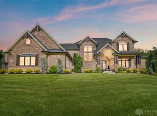 7902 Locust Grove Ct, Springboro, OH 45066