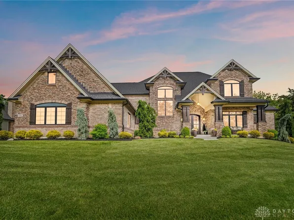 7902 Locust Grove Ct, Springboro, OH 45066