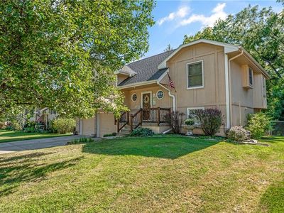 1124 N Ponca Dr, Independence, MO, 64056