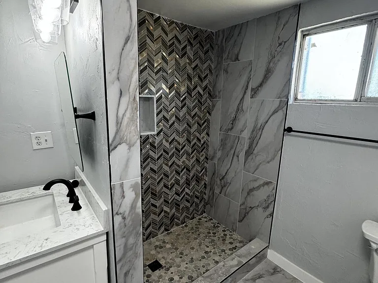 10277 N Loop Dr #B — Photo 7