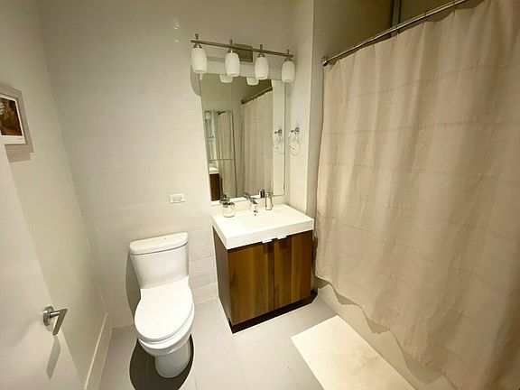 5th image of 8 Vanderbilt Ave #12E