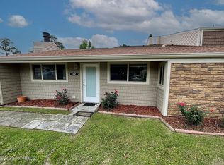 22 Quarterdeck Townes, New Bern, NC 28562
